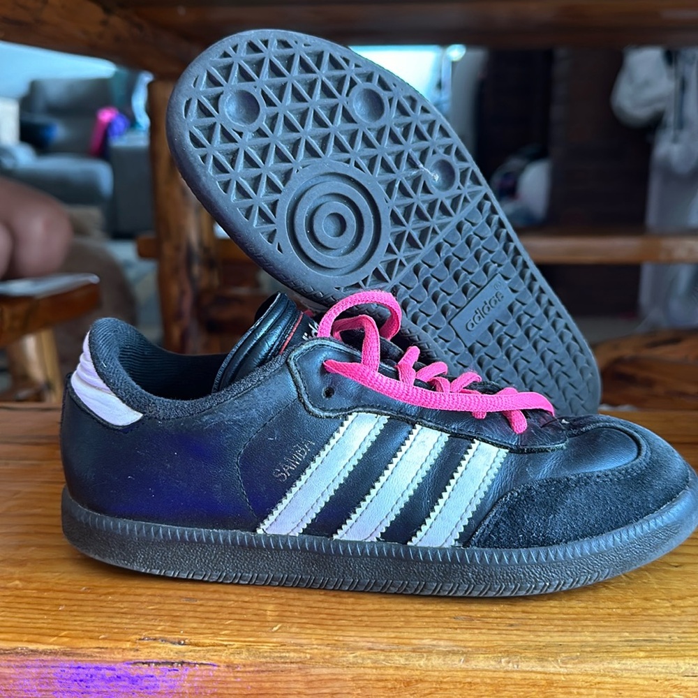 Adidas sambas